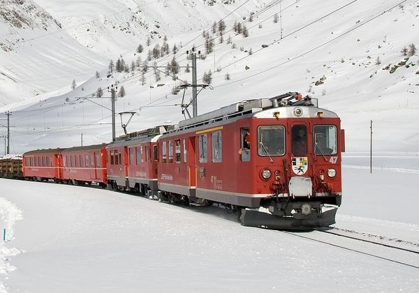 Mit dem Zug zur Snow Zone 